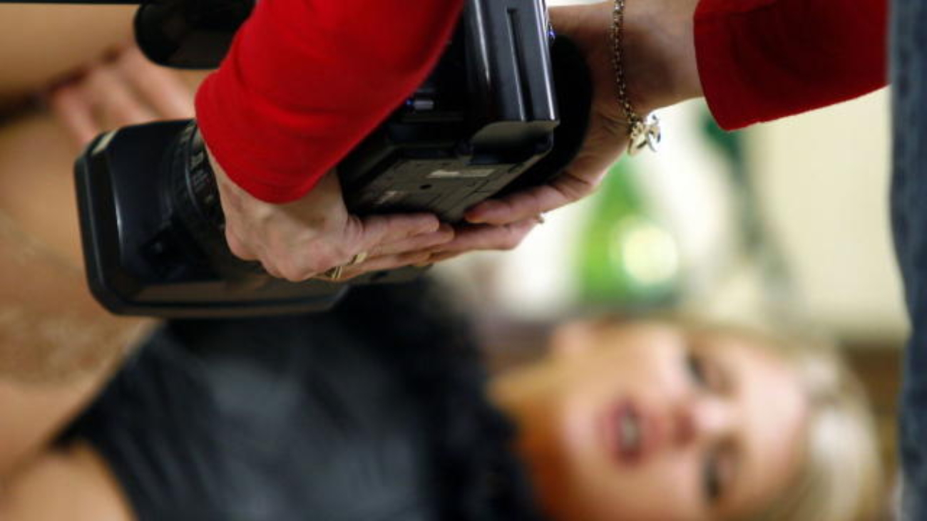 Exploring On-Camera Porn Star-ondelights.com