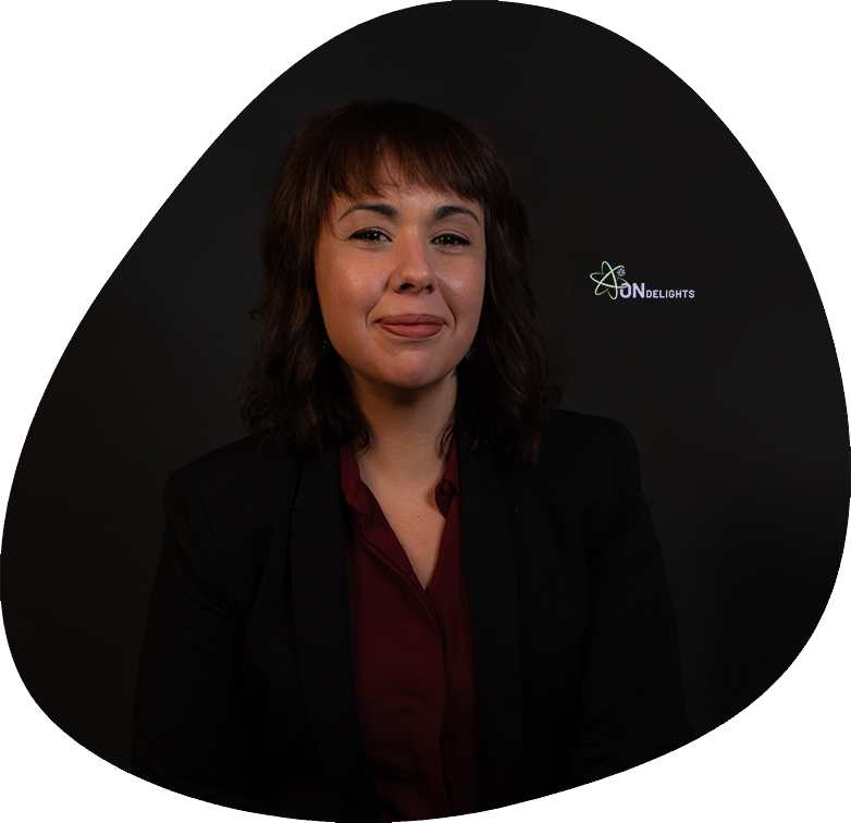 María-Atahona-ondelights.com-block-1-1